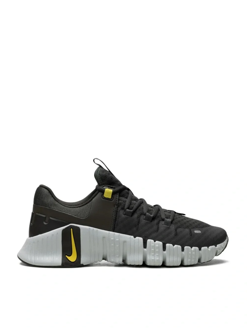 NWT Nike Metcon 5 in Sequoia Size 7 Men’s